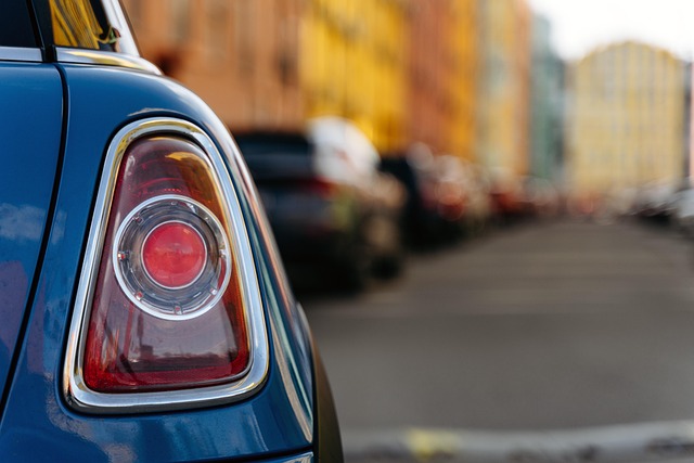 classic-cars-modern-car-fast-car-cars-640x480-88659677.jpeg