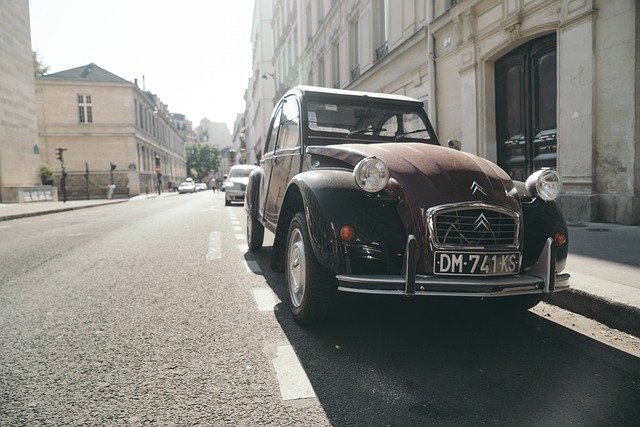 classic-cars-modern-car-fast-car-cars-640x480-78977950.jpeg