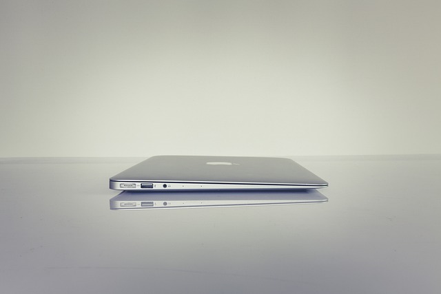 computers-640x480-53612822.jpeg