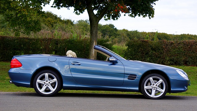 classic-cars-modern-car-fast-car-cars-640x480-46400408.jpeg